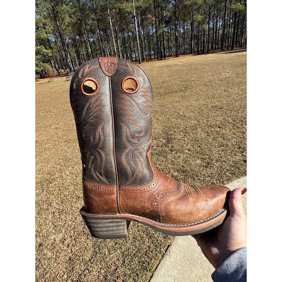Ariat Other - Ariat Heritage Roughstock Cowboy Boots Style 10029759 Size 10.5 D